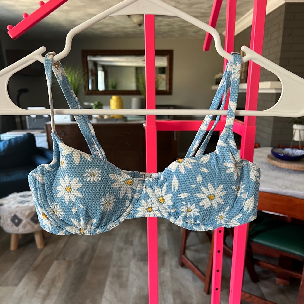 Bathing suit top
